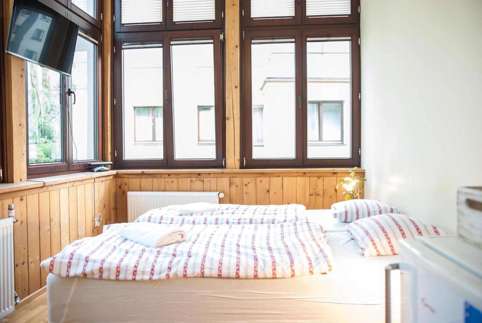 Gimnazjalna 5 - Apartamenty I Pokoje W Centrum Zakopanego Oda fotoğraf